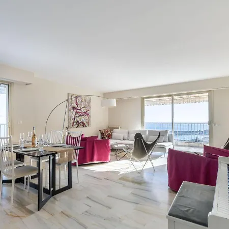 Les Miradors By Interhome