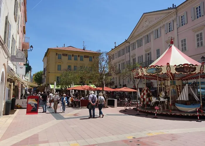 Les Miradors By Interhome דירה *